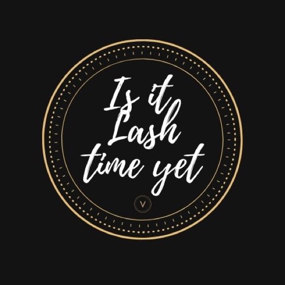 Velvet VIRGINIA lashes w/ eye kit - Picture 4 of 5